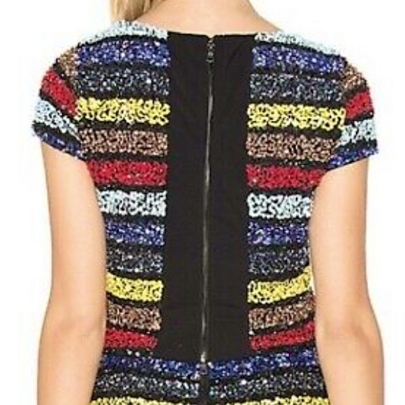 Alice & Olivia Kelli Sequin Striped Cropped Top - Picture 3 of 15